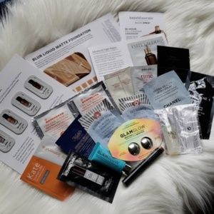 19 pc Sephora Makeup Deluxe & Foil Sample Set